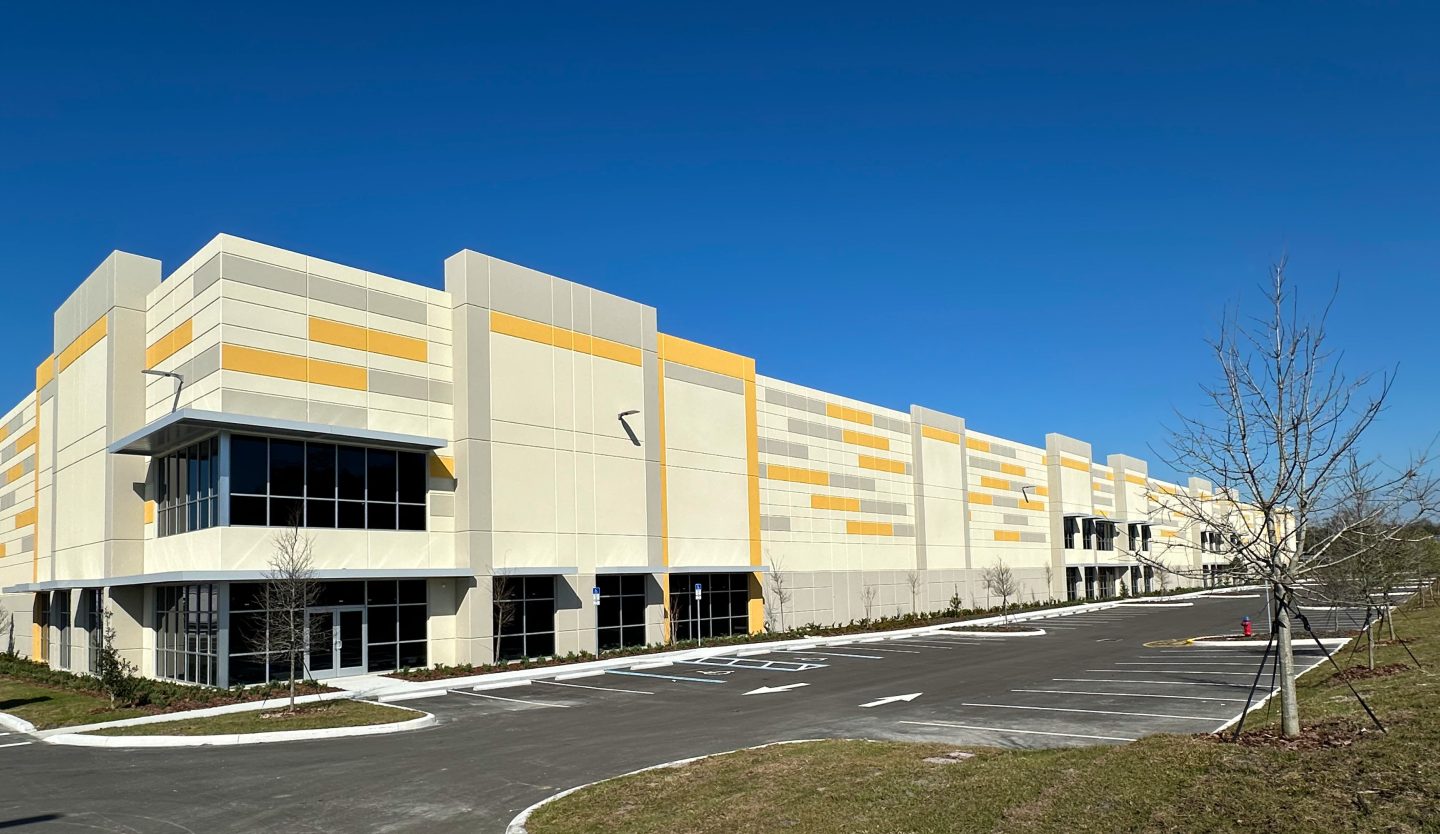 Orlando-Apopka Commerce Center- Building 3 - Photos and floorplans